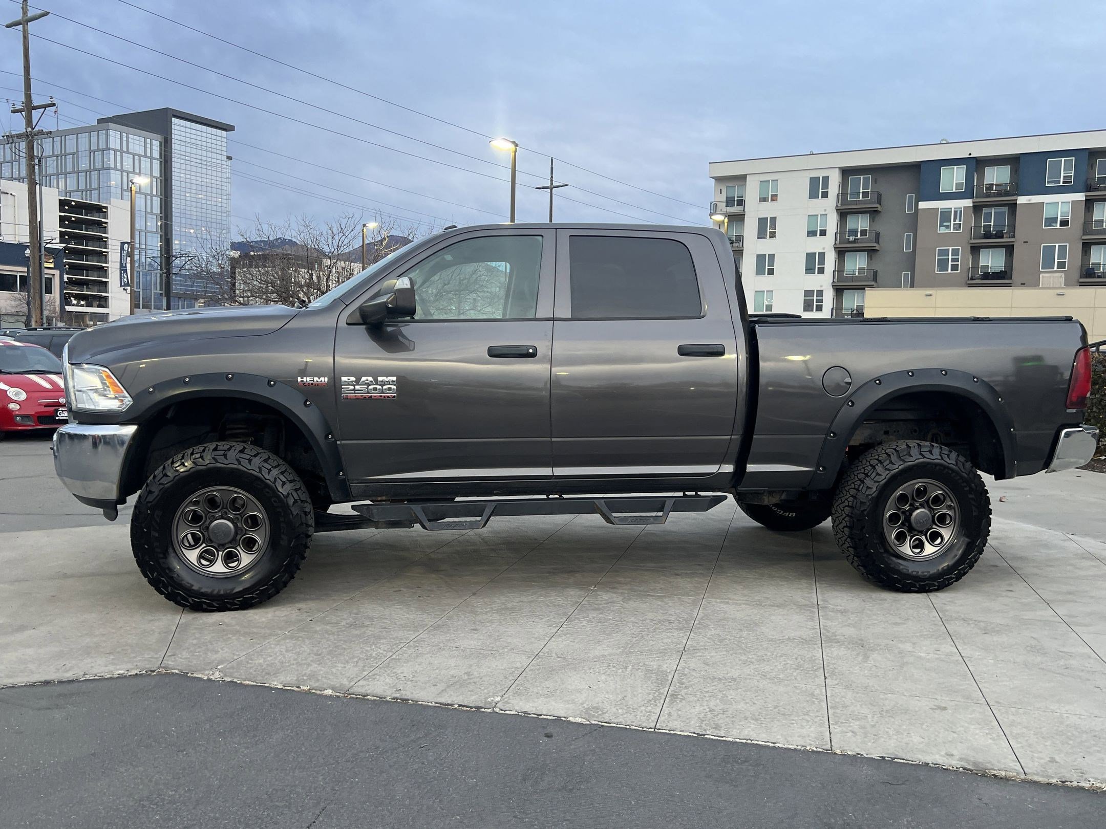Used 2016 RAM 2500 Tradesman w/ Chrome Appearance Group image 8