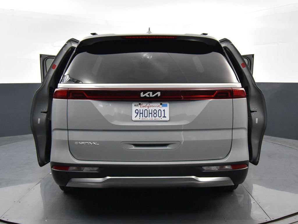 Certified 2024 Kia Carnival SX Prestige image 34