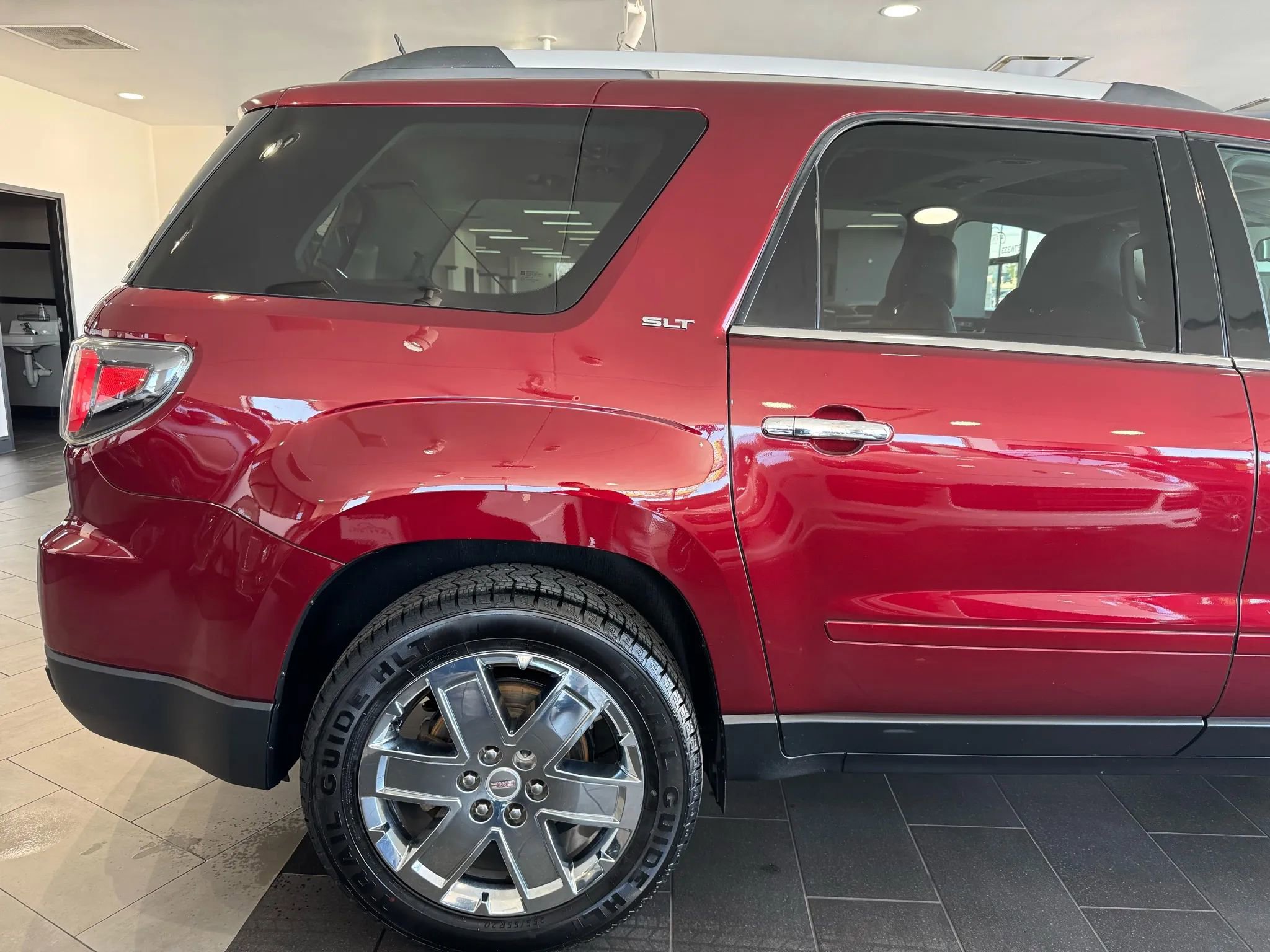 Used 2017 GMC Acadia Limited SLT image 45