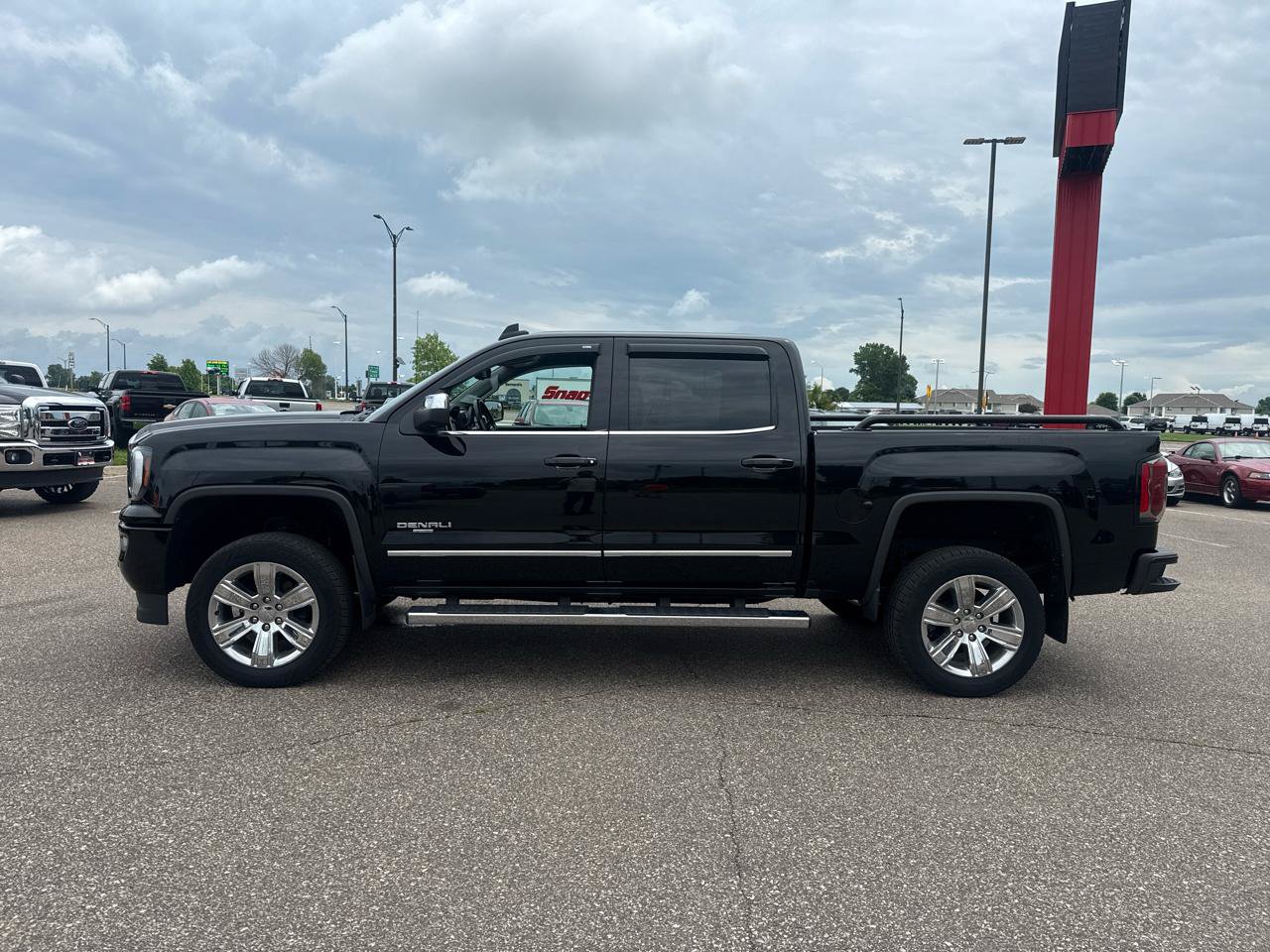 Used 2018 GMC Sierra 1500 Denali AWD/4WD image 2