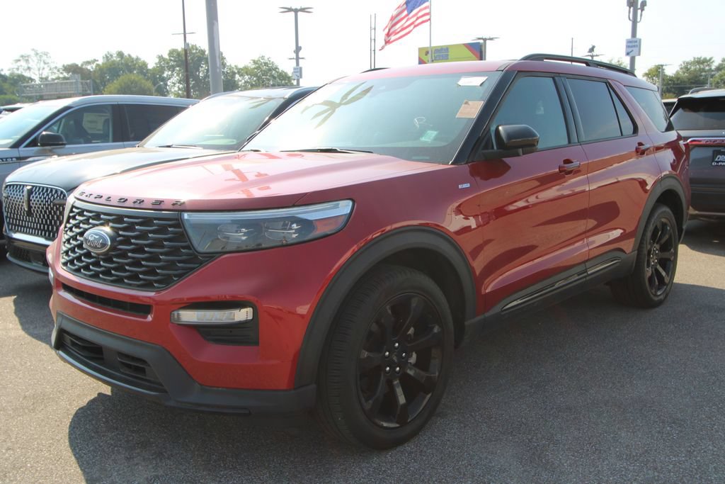 Used 2024 Ford Explorer ST-Line w/ Class IV Trailer Tow Package AWD/4WD image 4