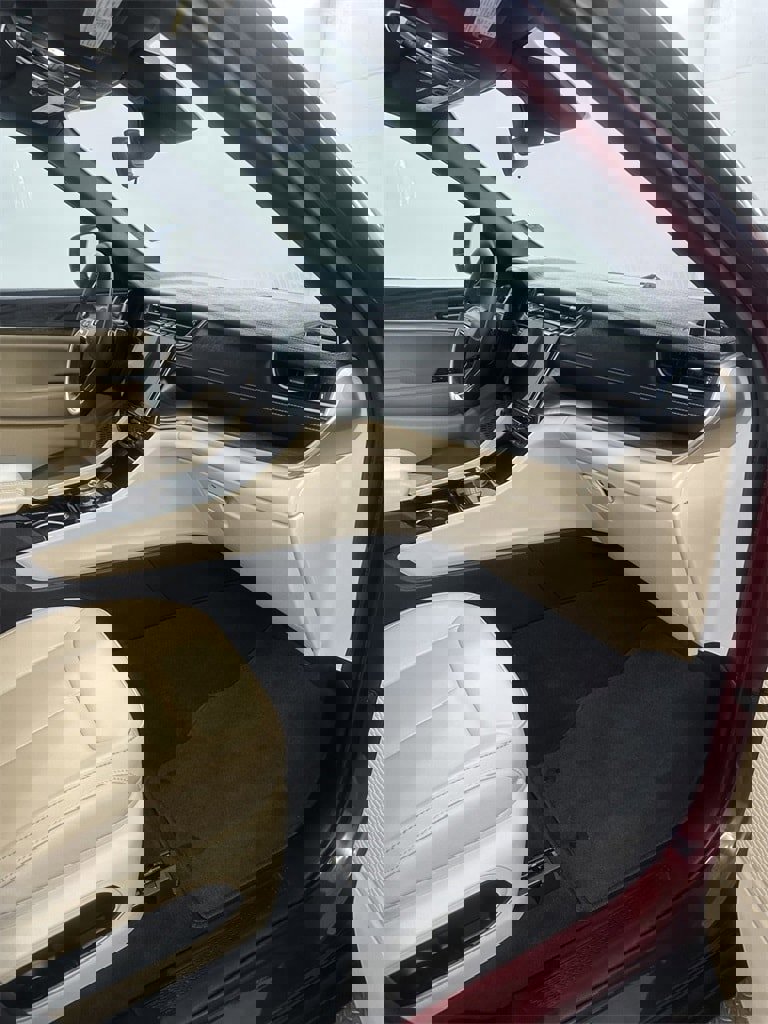 Used 2023 Jeep Grand Cherokee L Limited w/ Trailer Tow Group (B) image 44