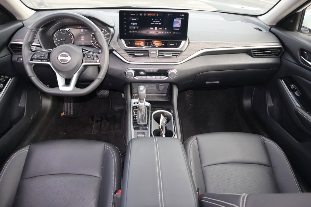 Certified 2025 Nissan Altima 2.5 SL FWD image 14
