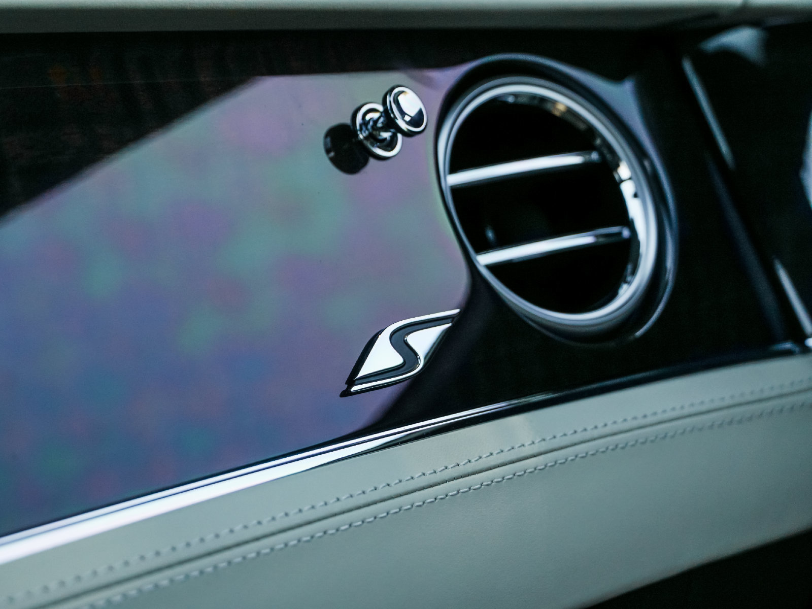 New 2026 Bentley Continental GT S AWD/4WD image 24