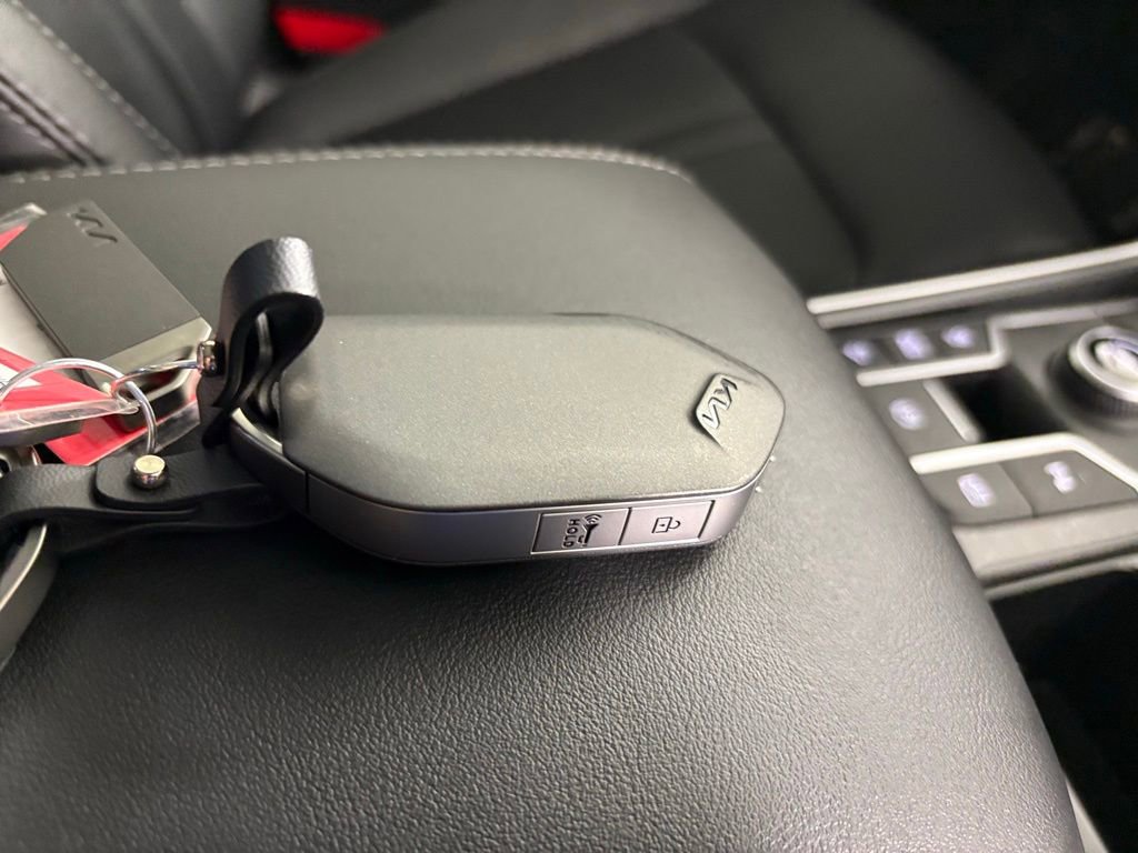 New 2026 Kia Sorento S w/ S Panoramic Sunroof Package image 47