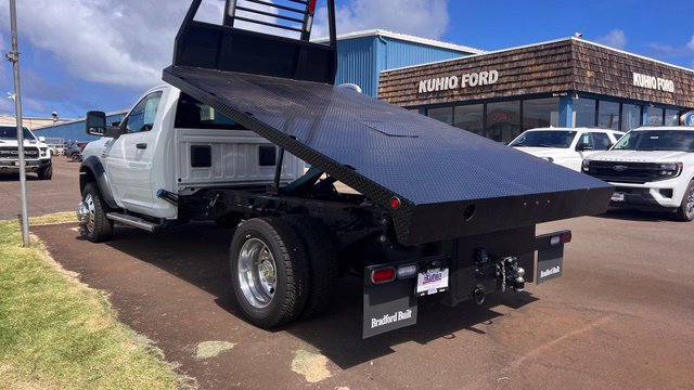 Used 2024 RAM 5500 Tradesman AWD/4WD image 3