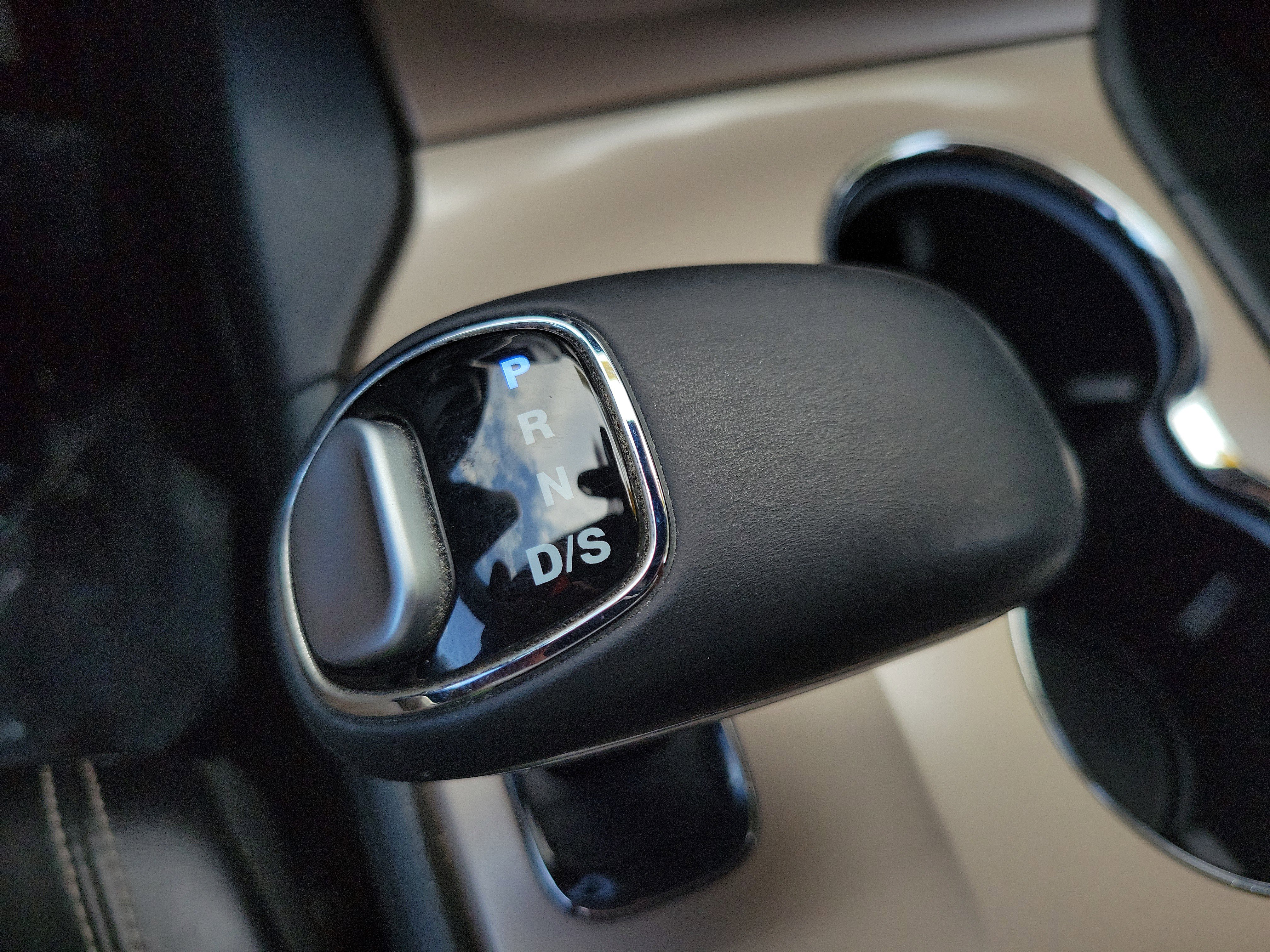 Used 2015 Jeep Grand Cherokee Limited AWD/4WD image 26