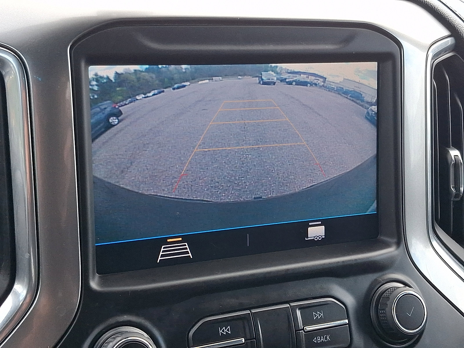 Used 2019 Chevrolet Silverado 1500 RST image 17