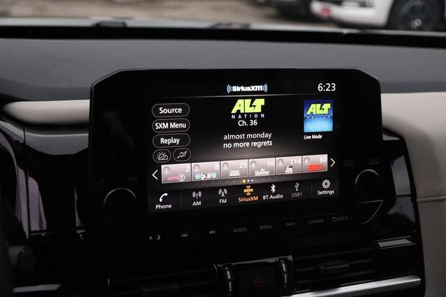 Certified 2025 Nissan Pathfinder SL AWD/4WD image 18