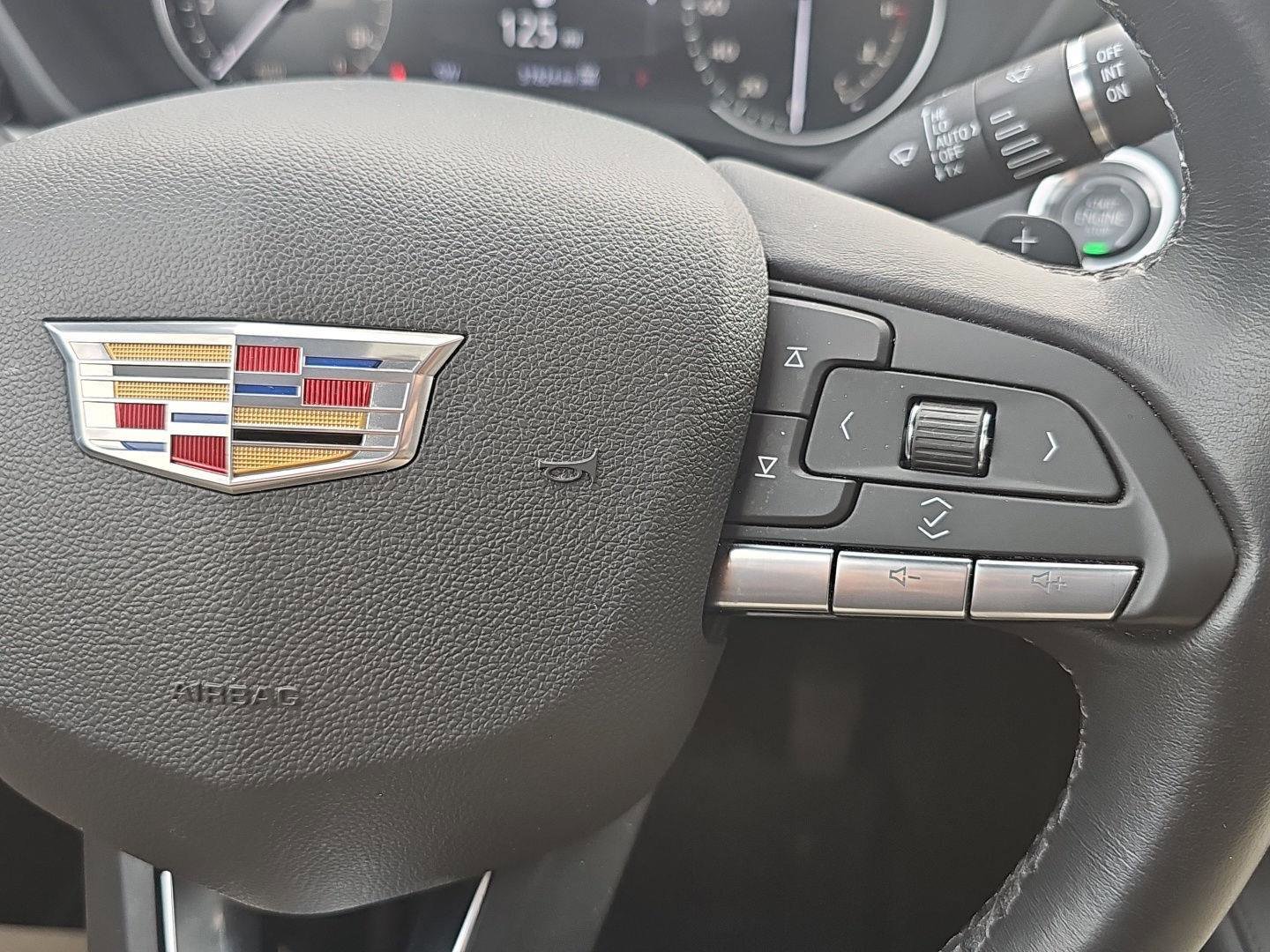 Certified 2023 Cadillac XT4 Premium Luxury AWD/4WD image 16