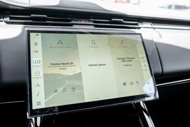 New 2026 Land Rover Range Rover Sport SE AWD/4WD image 40
