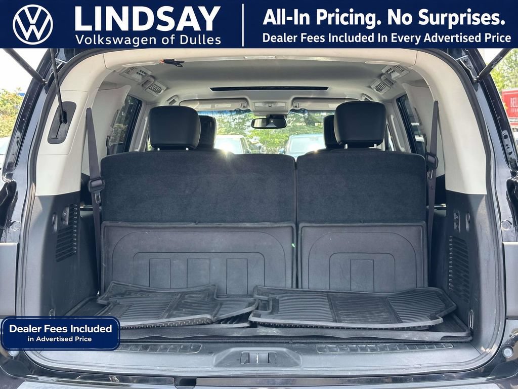 Used 2017 INFINITI QX80 4WD w/ Driver Assistance Package image 17