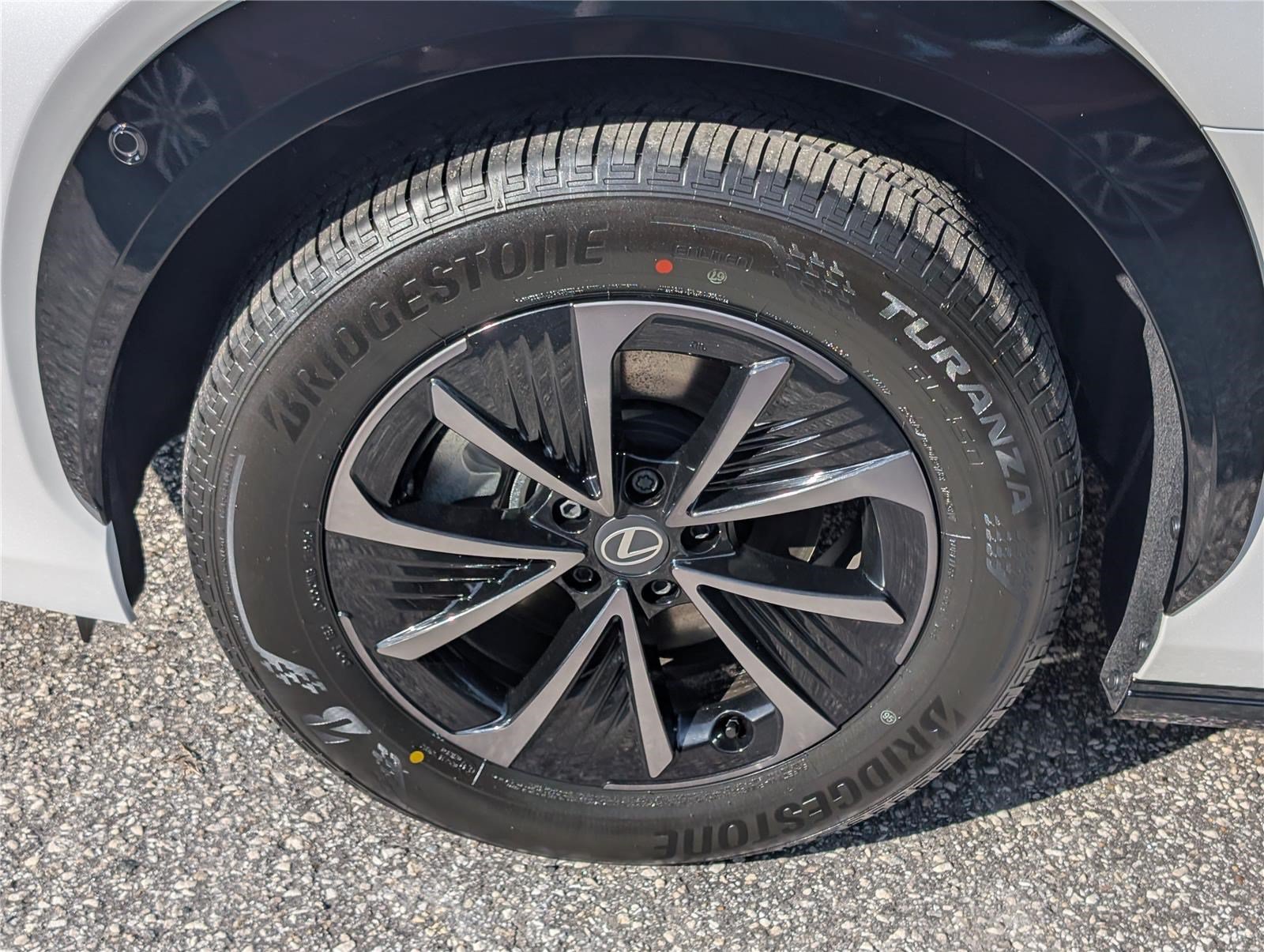 New 2026 Lexus RZ 450e AWD image 6