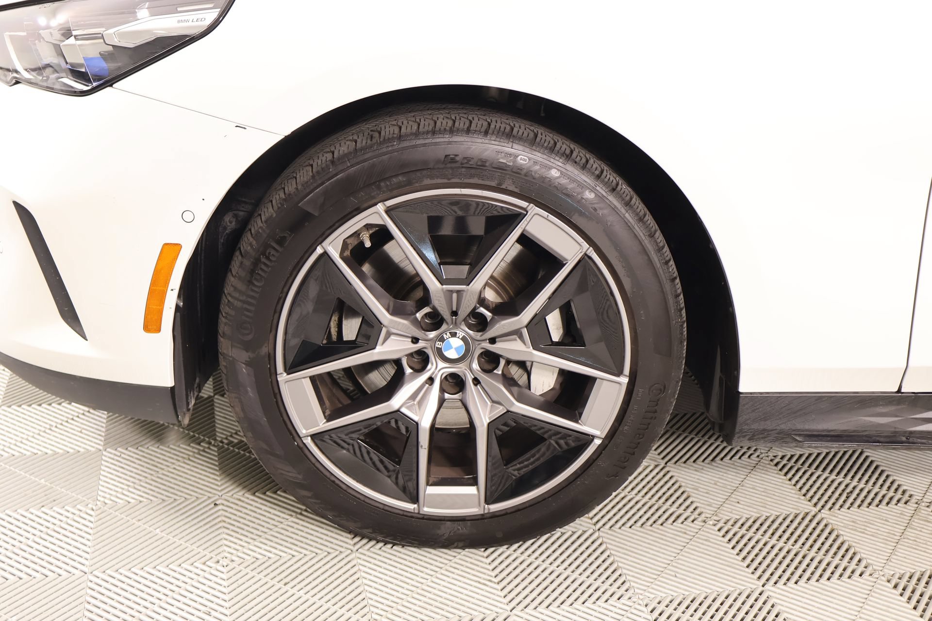 Used 2026 BMW 530i RWD image 19