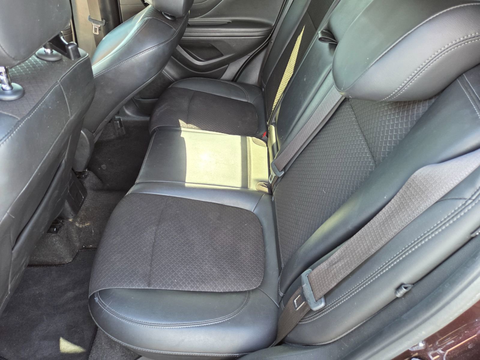 Used 2018 Buick Encore Preferred w/ LPO, Road Trip Package image 10