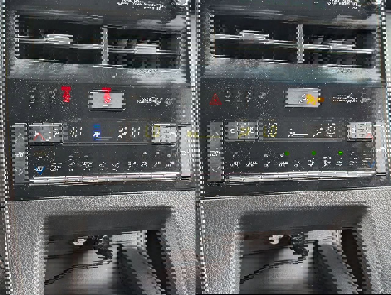 Used 2019 Toyota Avalon Touring w/ Advanced Safety Package image 17