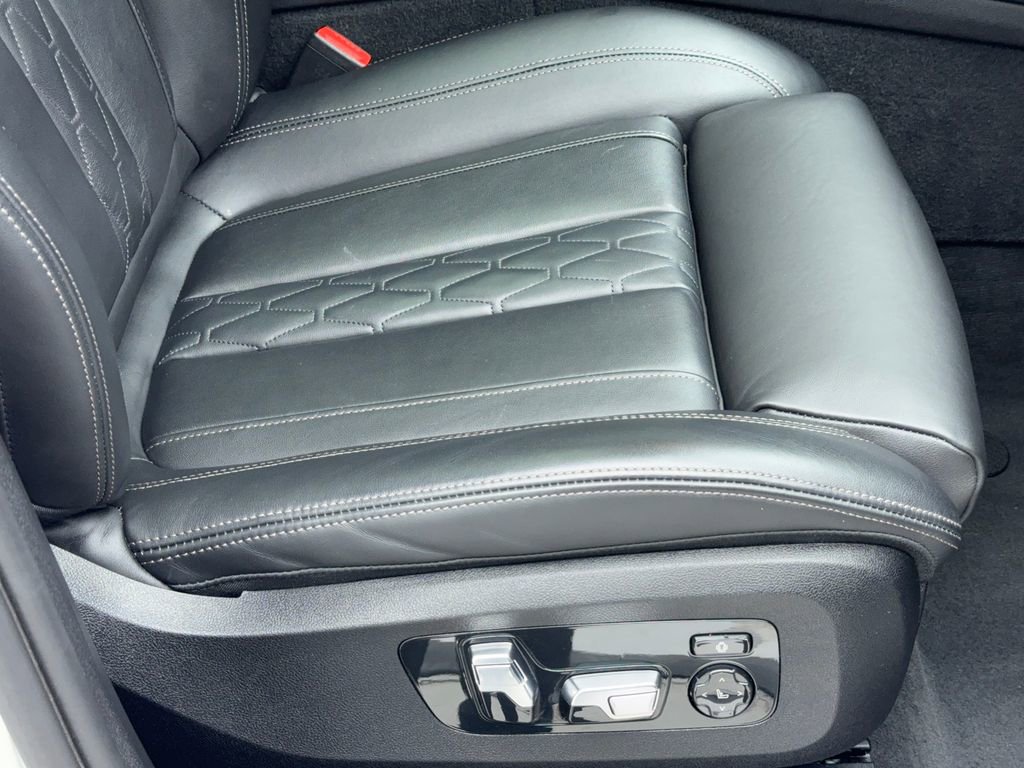 Used 2023 BMW X6 xDrive40i image 48