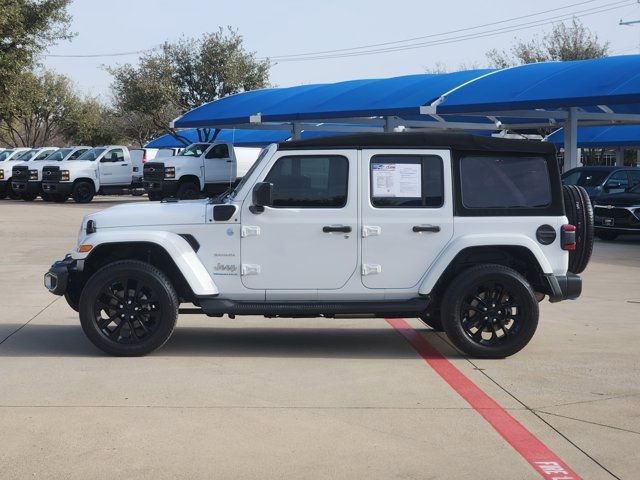Used 2023 Jeep Wrangler Unlimited Sahara w/ Cold Weather Group image 13