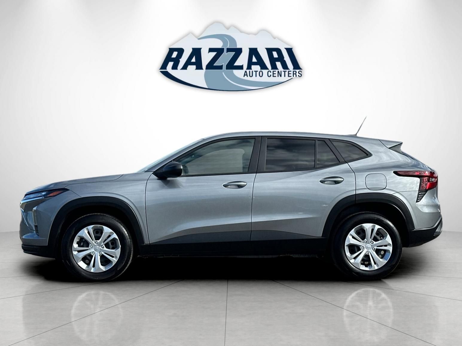Used 2026 Chevrolet Trax LS w/ Driver Confidence Package FWD image 6