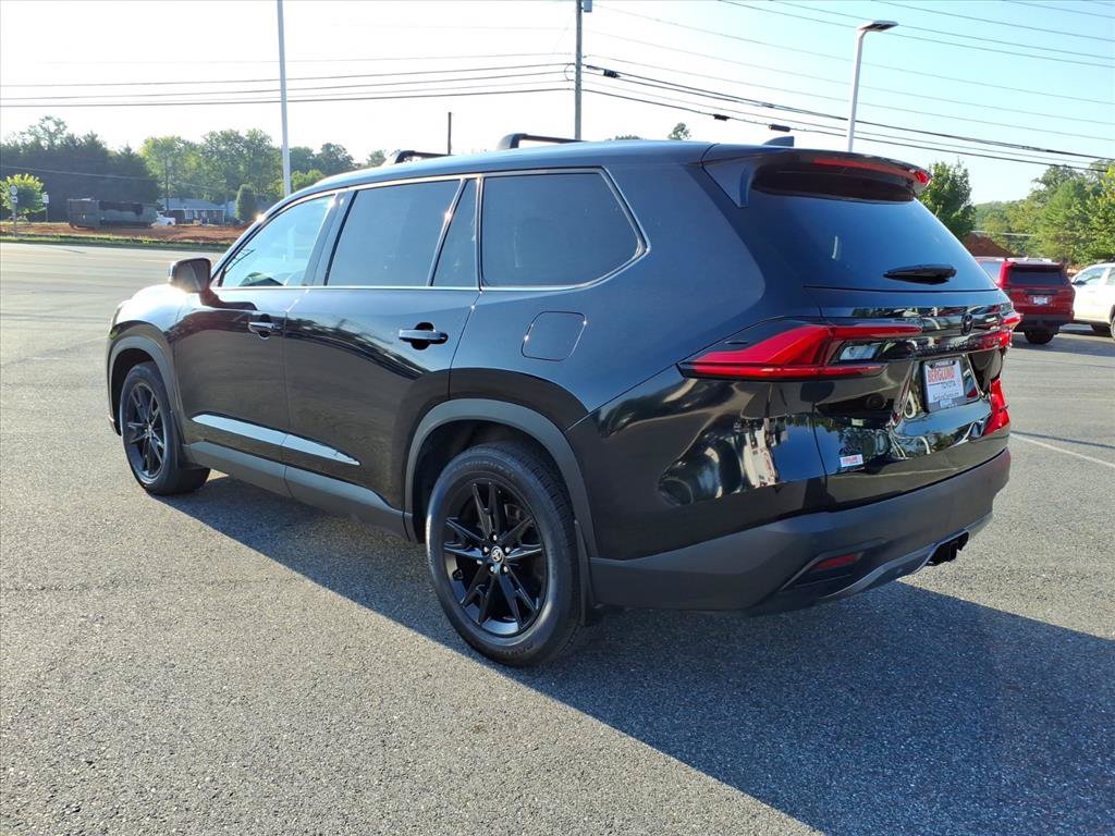 Used 2024 Toyota Grand Highlander AWD image 12