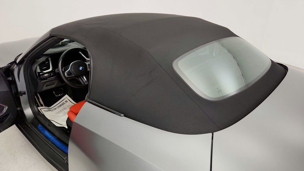 Used 2025 BMW Z4 M40i w/ Premium Package image 9