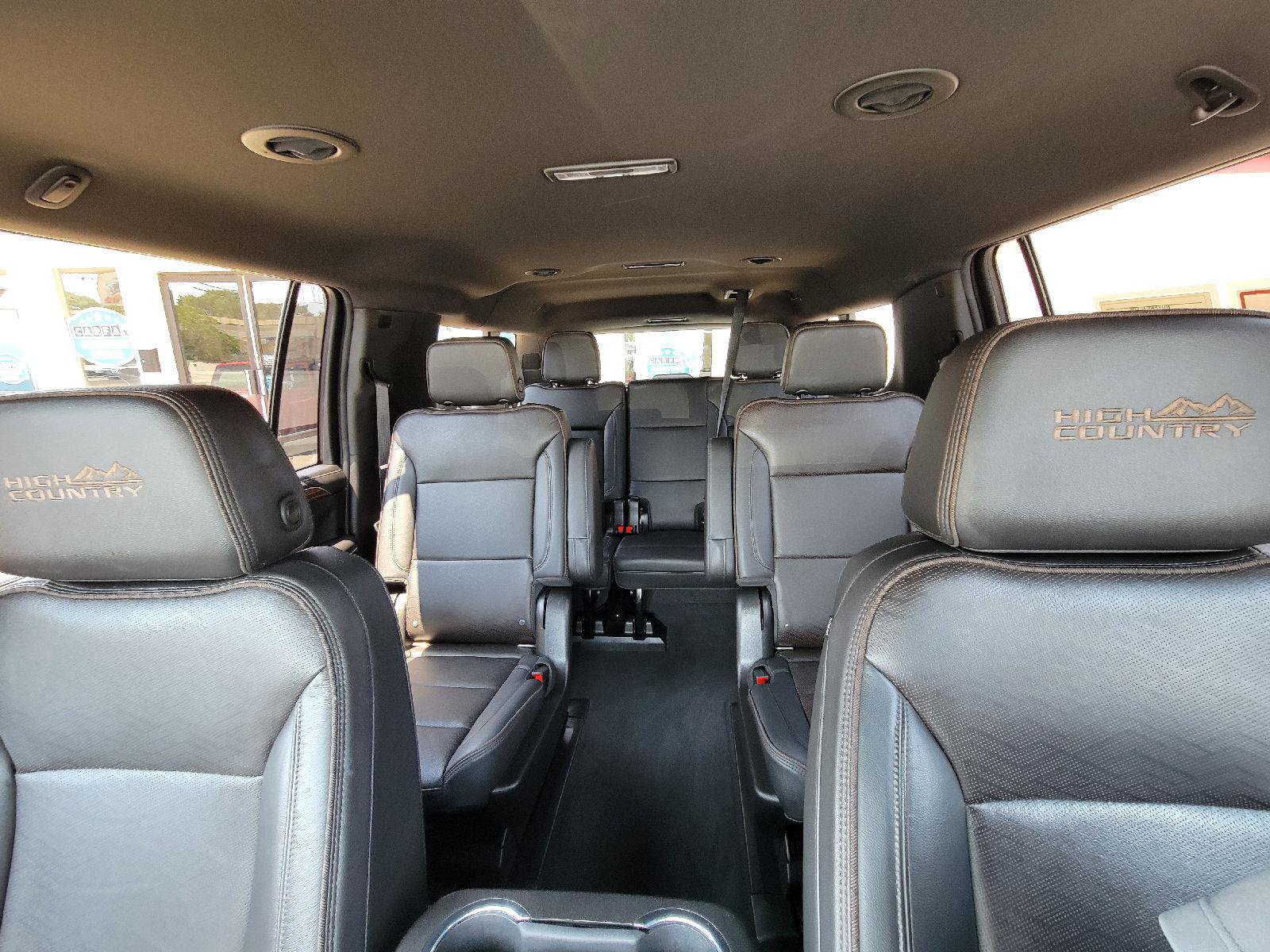 Used 2021 Chevrolet Suburban High Country AWD/4WD image 23