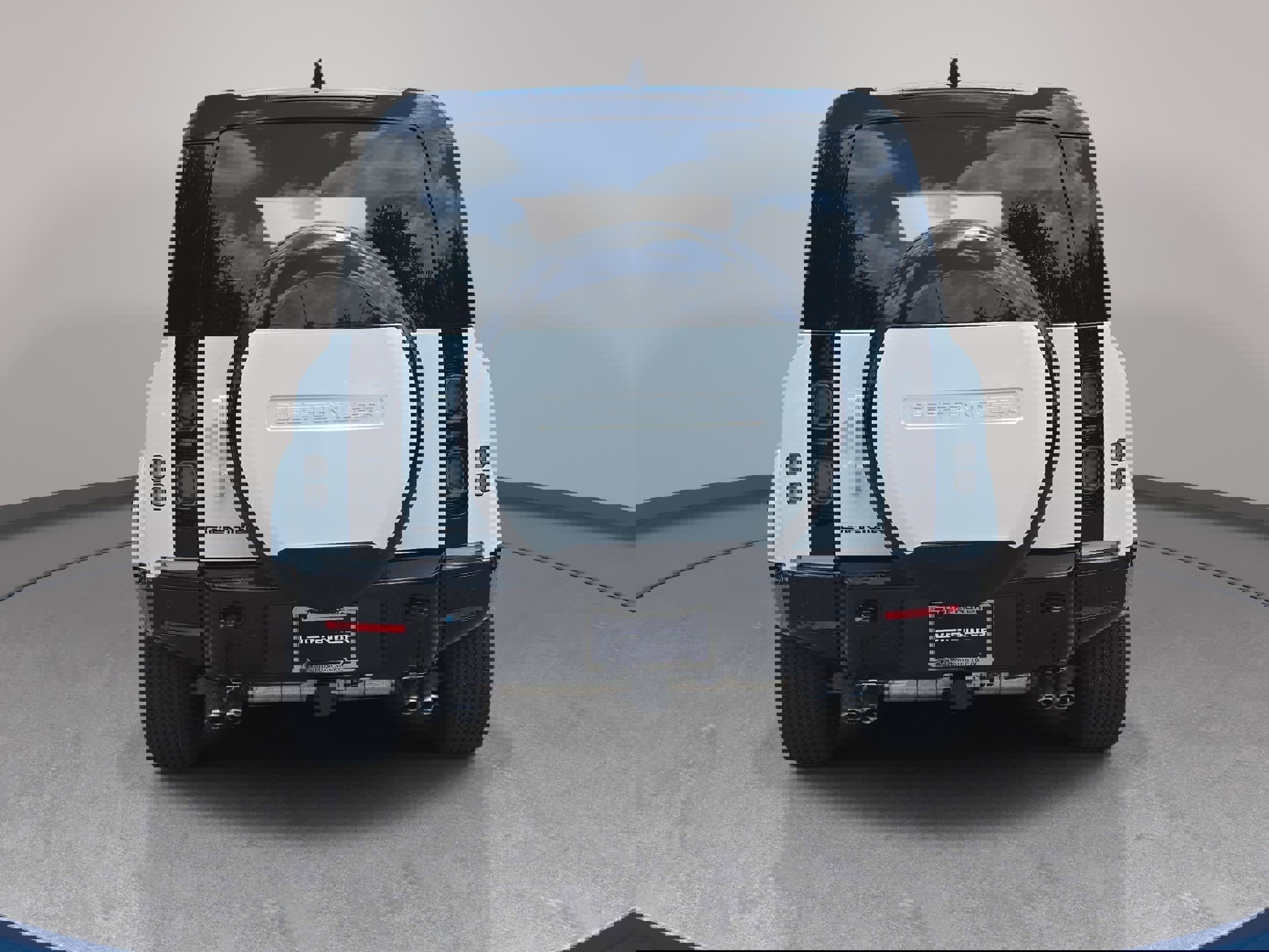 New 2025 Land Rover Defender 110 V8 image 6