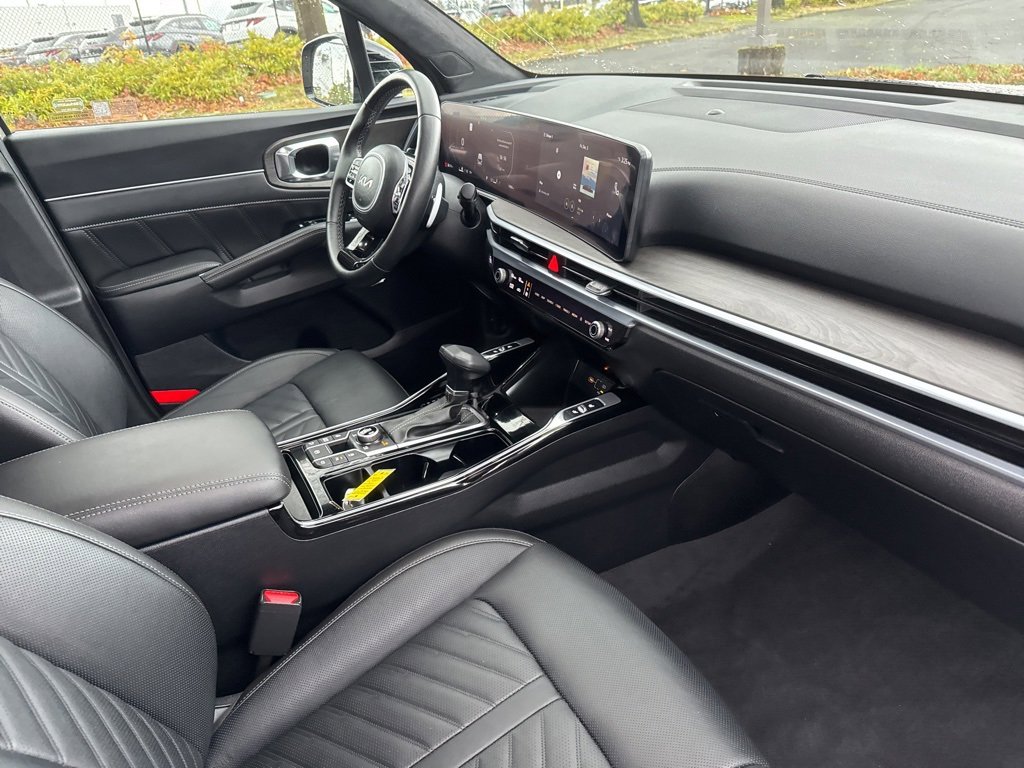 Used 2024 Kia Sorento SX Prestige image 33