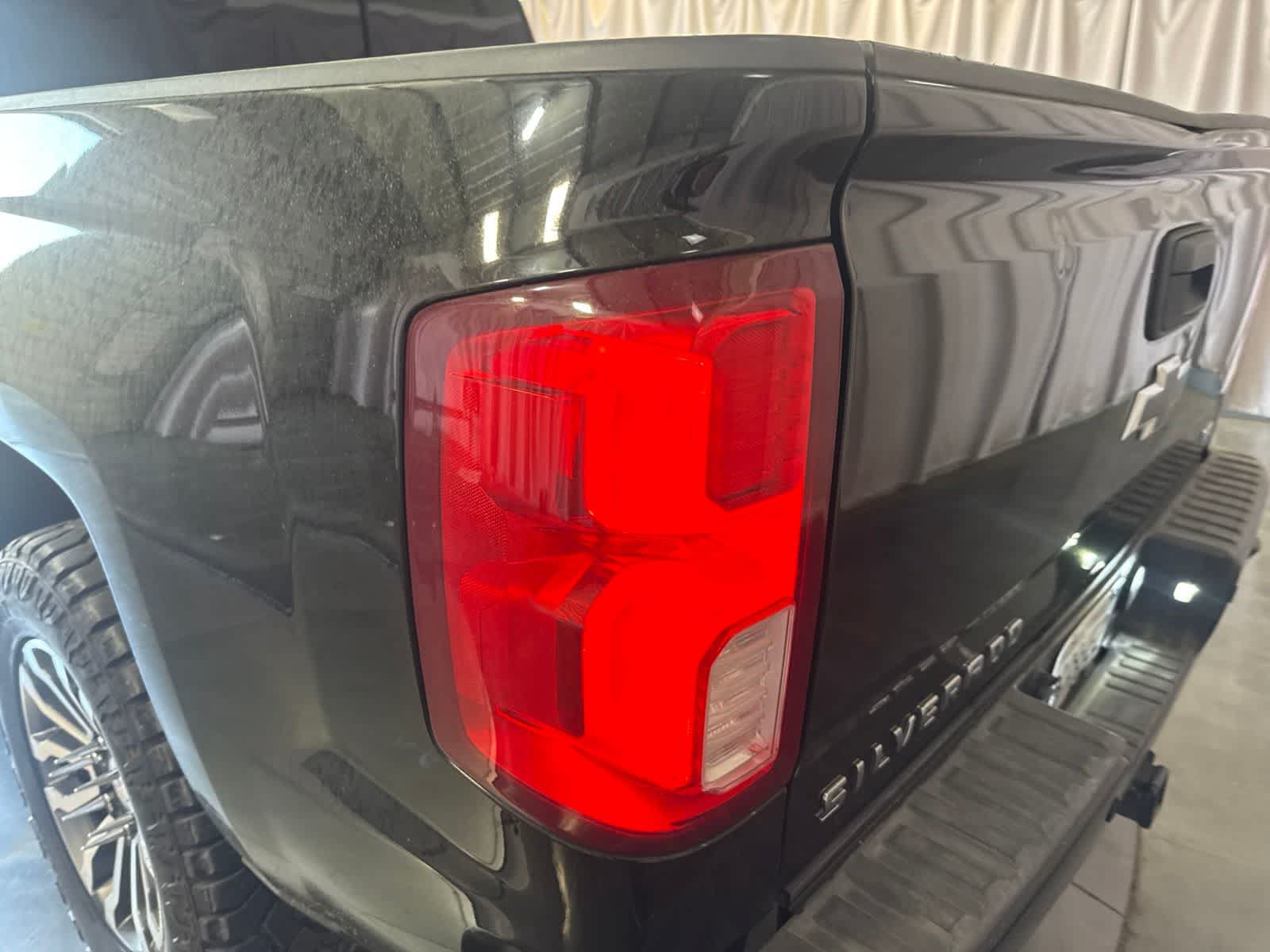Used 2017 Chevrolet Silverado 1500 LTZ Z71 w/ LTZ Plus Package AWD/4WD image 13