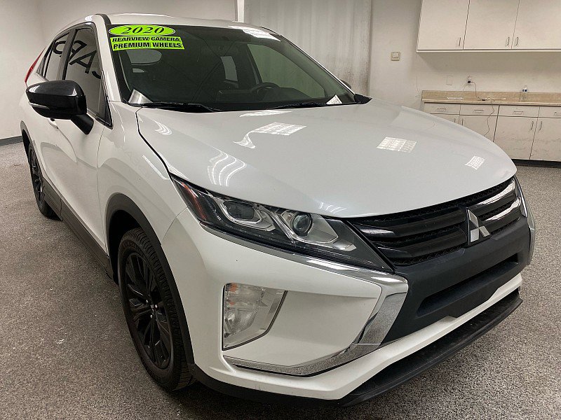 Used 2020 Mitsubishi Eclipse Cross LE image 3