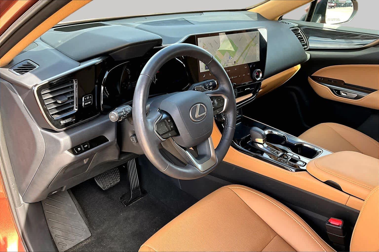 Used 2025 Lexus NX 350 AWD w/ Accessory Package (Z2) image 18
