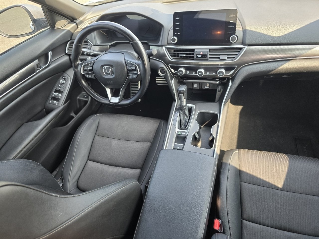 Used 2019 Honda Accord Sport image 19