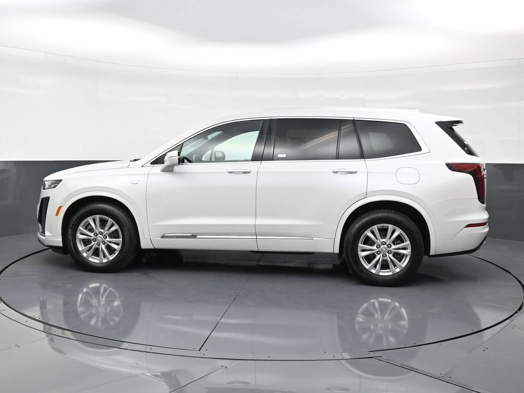 Used 2021 Cadillac XT6 Luxury FWD image 2
