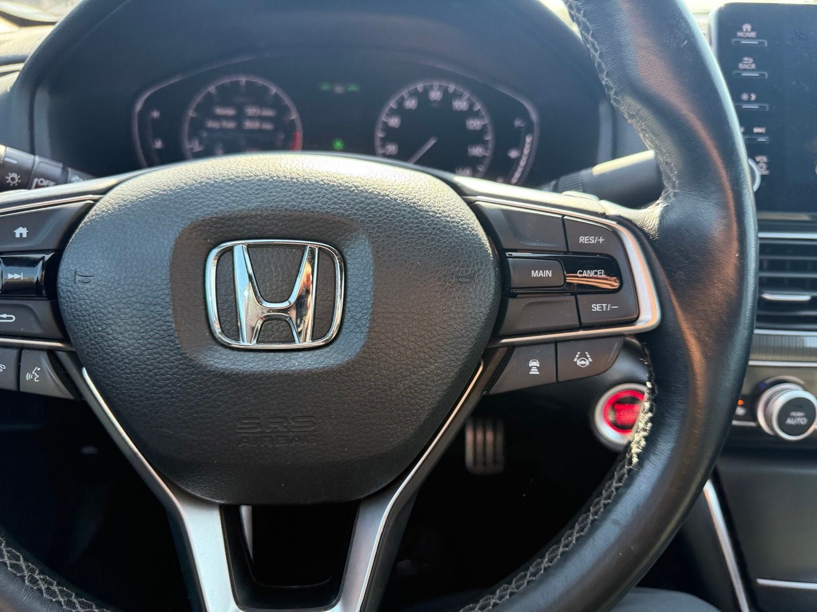 Used 2018 Honda Accord Sport image 20