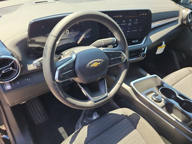 New 2026 Chevrolet Equinox LT w/ Safety and Technology Package FWD image 17