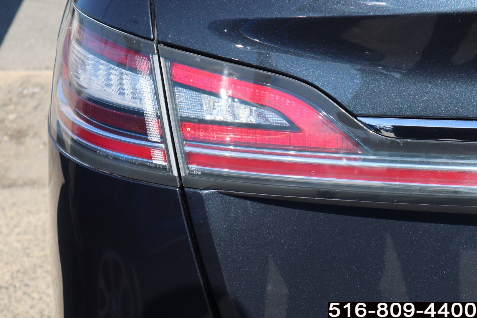 Used 2022 Lincoln Nautilus Reserve image 32