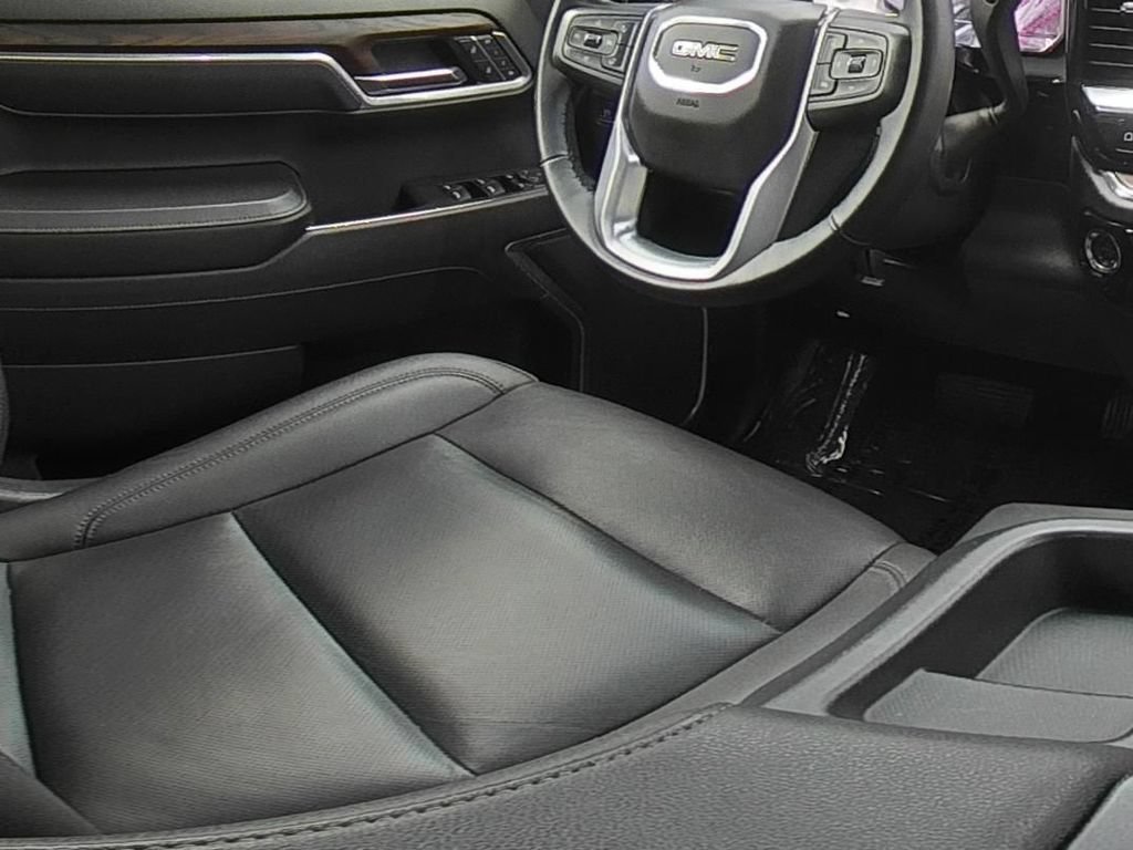 Used 2025 GMC Sierra 1500 SLT AWD/4WD image 21
