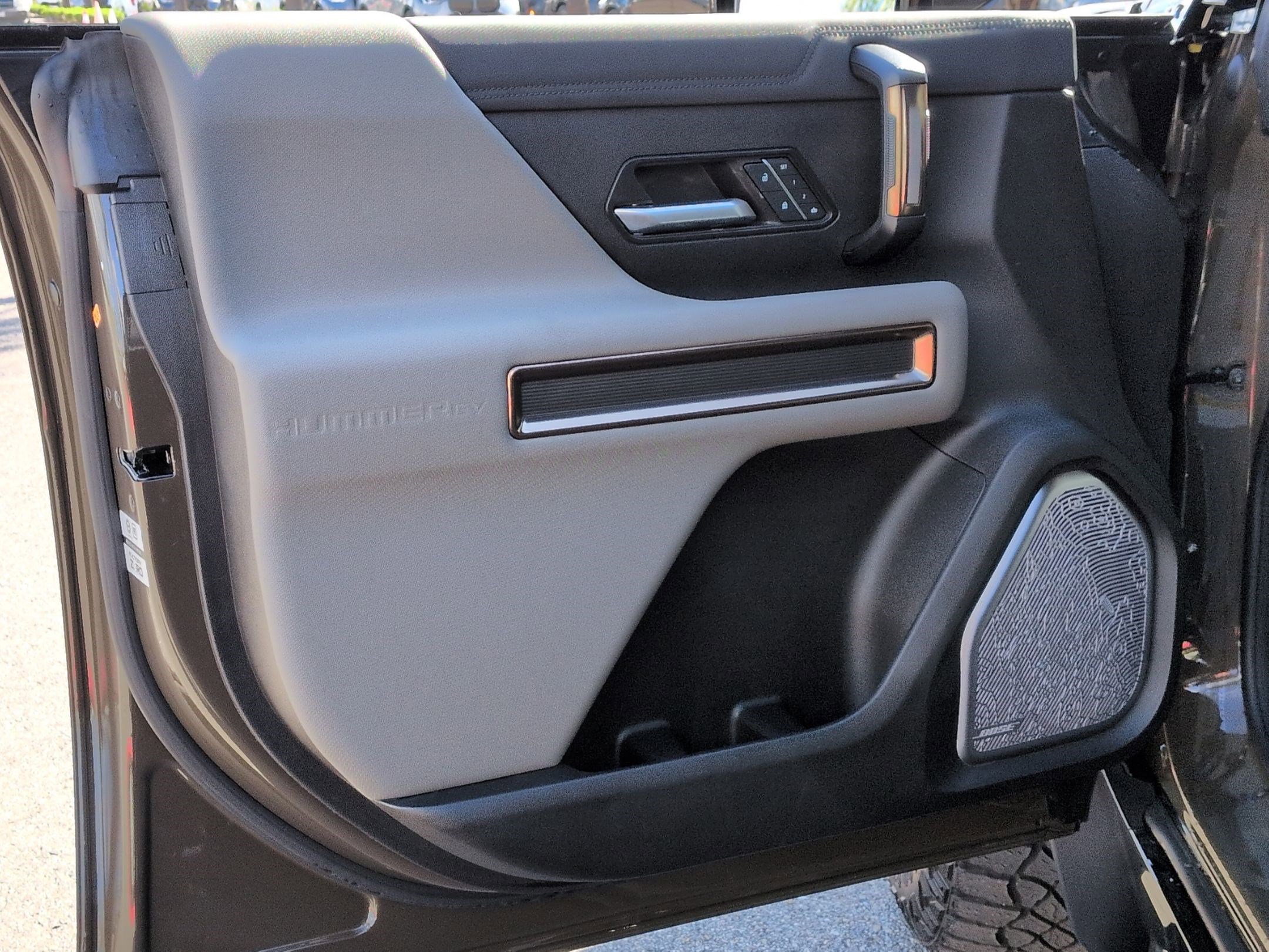 Used 2024 GMC Hummer EV 2X w/ Extreme Off-Road Package image 14