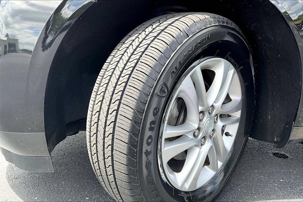 Used 2020 Buick Enclave Essence w/ Sound and Sites Package FWD image 37