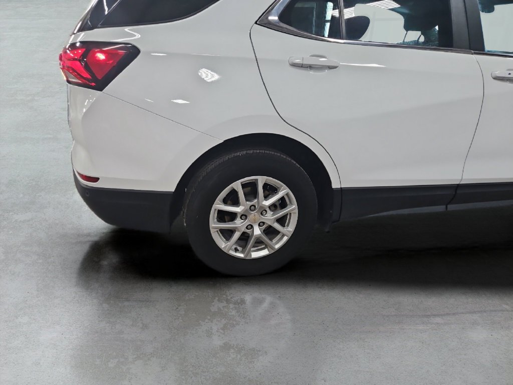 Used 2024 Chevrolet Equinox LT AWD/4WD image 45