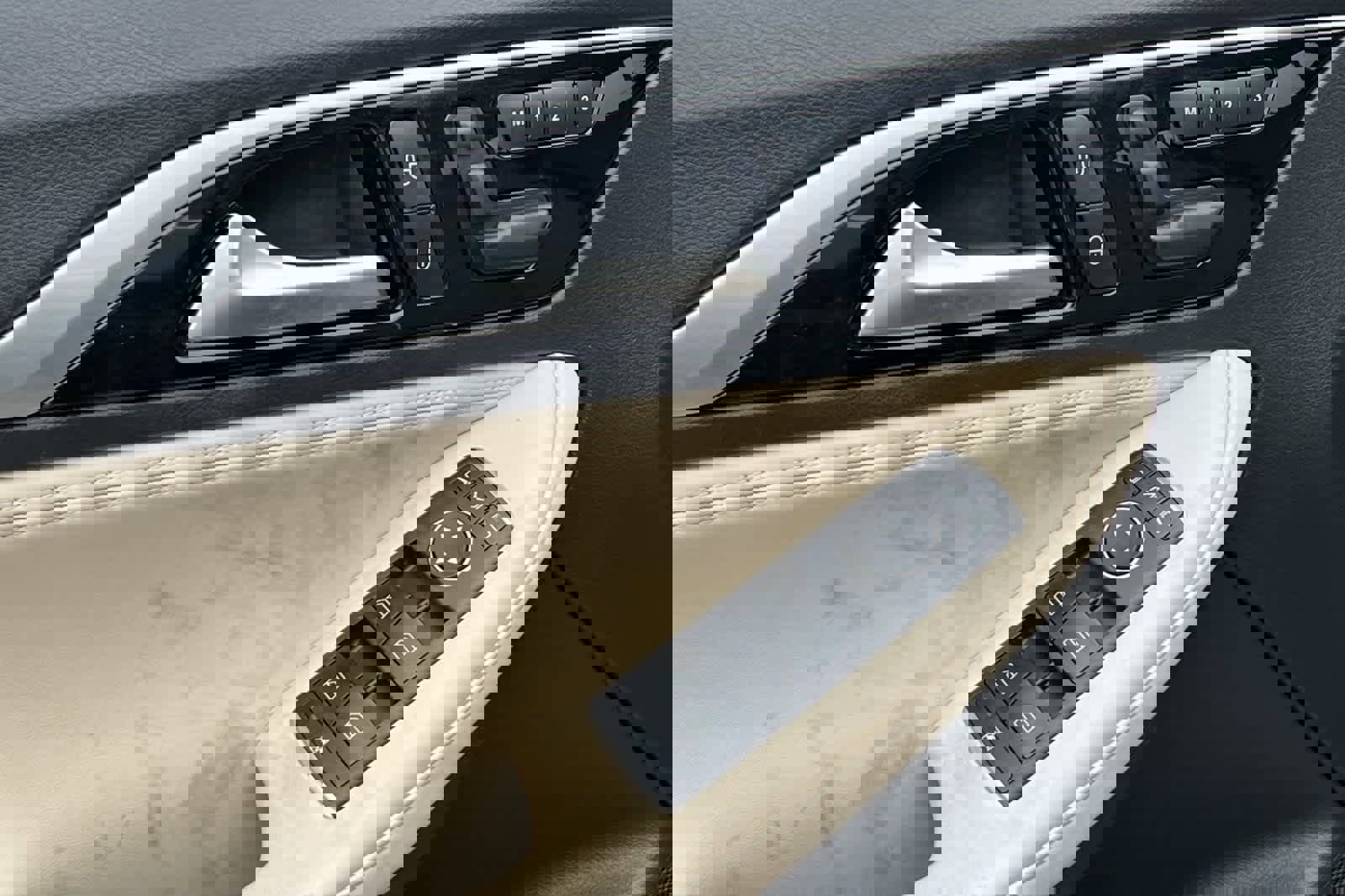 Used 2017 INFINITI QX30 Premium w/ Navigation Package image 13