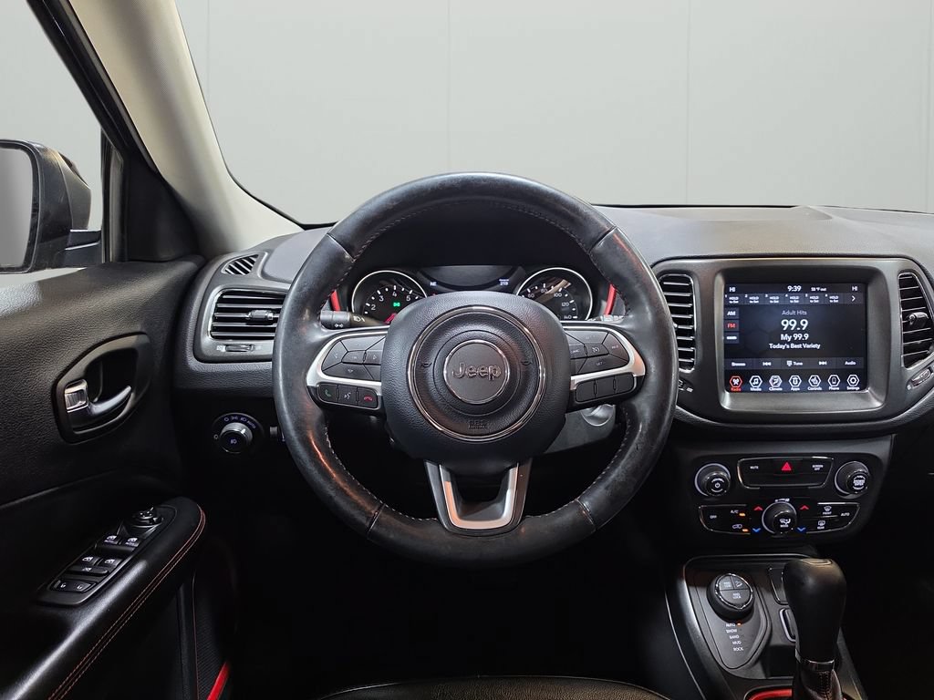 Used 2020 Jeep Compass Trailhawk w/ Leather Interior Group AWD/4WD image 15