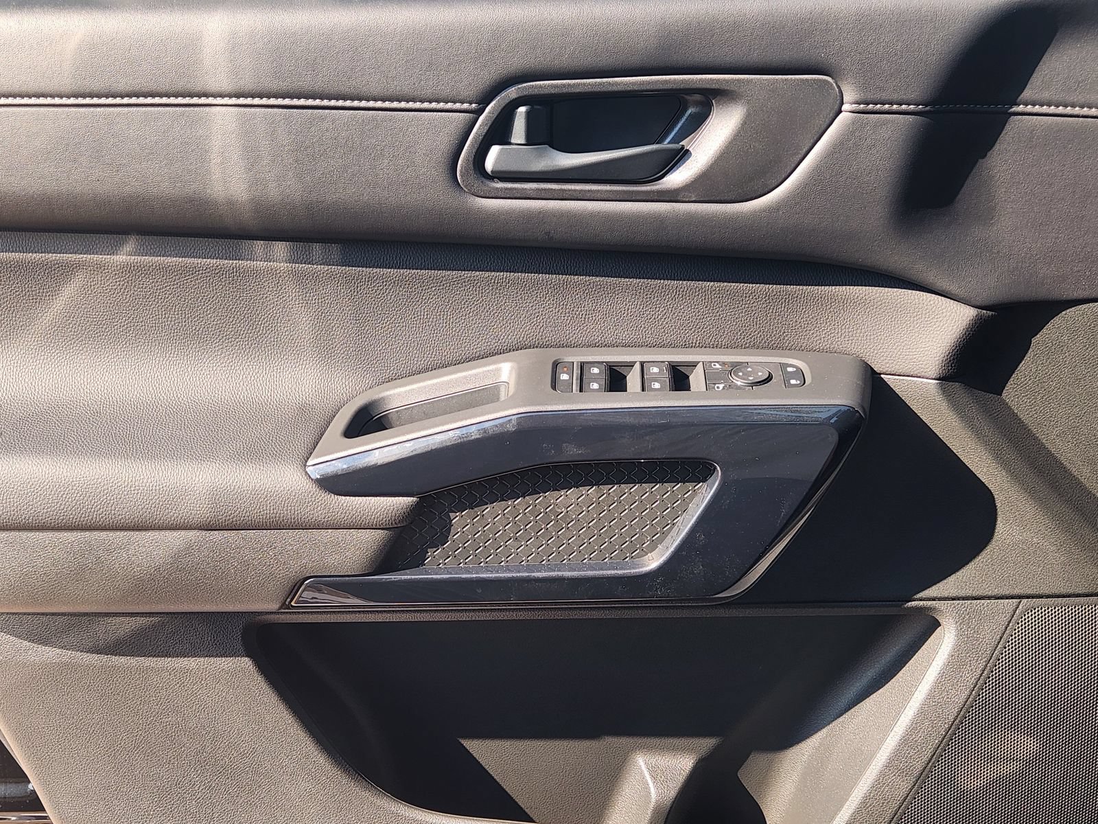 New 2026 Nissan Pathfinder SV AWD/4WD image 21