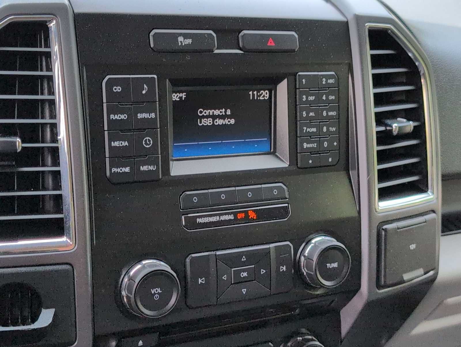Used 2016 Ford F150 XLT RWD image 26