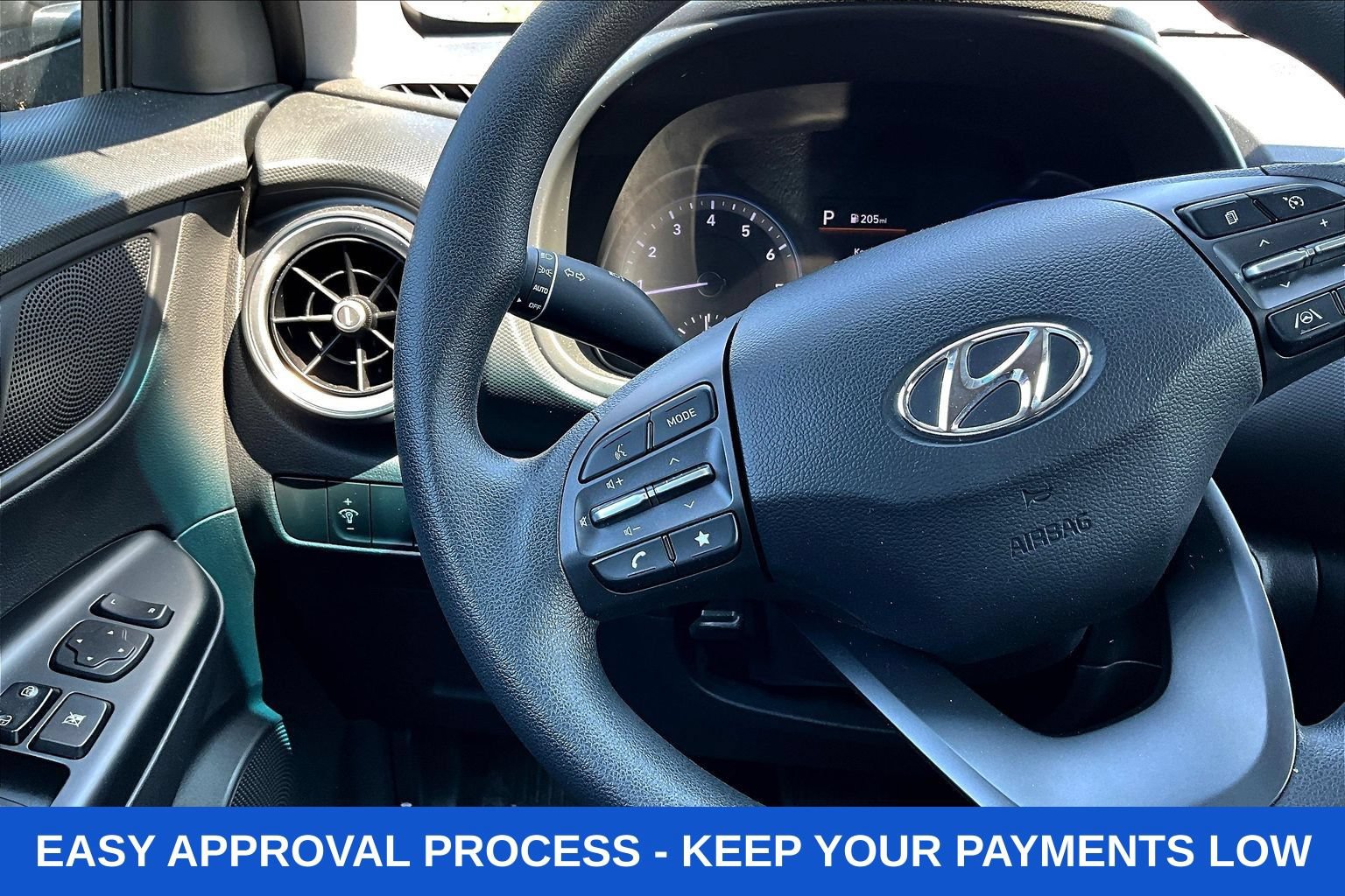Used 2023 Hyundai Kona SEL w/ Cargo Package FWD image 15