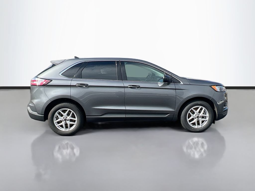 Used 2024 Ford Edge SEL AWD/4WD image 9