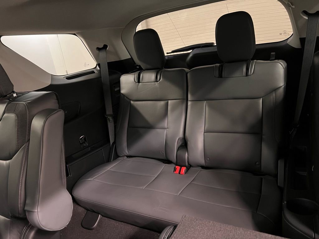 New 2026 Ford Explorer Active w/ Active Comfort Package AWD/4WD image 28
