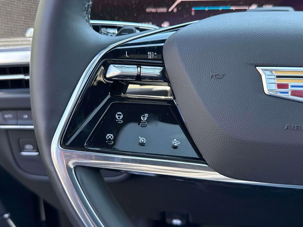 Used 2025 Cadillac Escalade ESV Sport w/ LPO, Floor Liner Package image 37