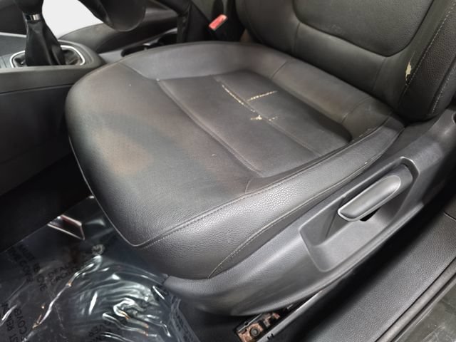 Used 2012 Volkswagen Jetta TDI FWD image 25