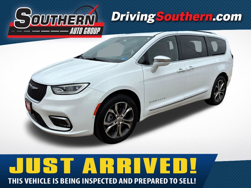 Used 2022 Chrysler Pacifica Pinnacle AWD/4WD 360° Tour